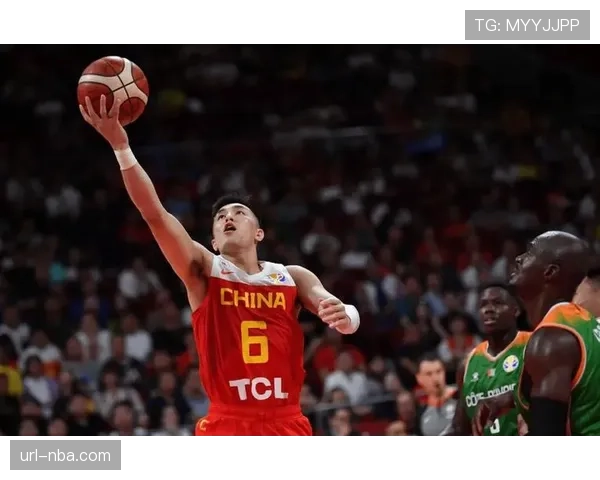 特写:郭艾伦末节连续三次抢断,背后是整场超12公里的跑动覆盖